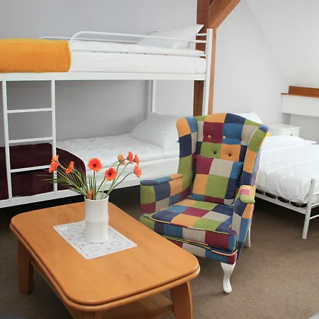 Lajk Hotel 2*